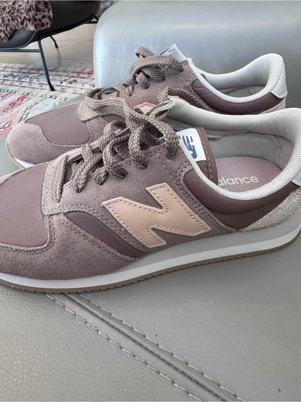 New Balance Women's Retro Runner Sneaker (Never Worn )